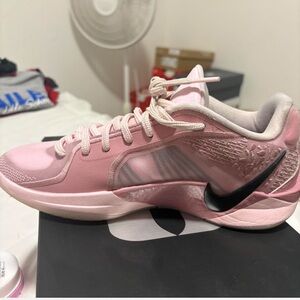 Nike Women's Pink and White Athletic Shoes